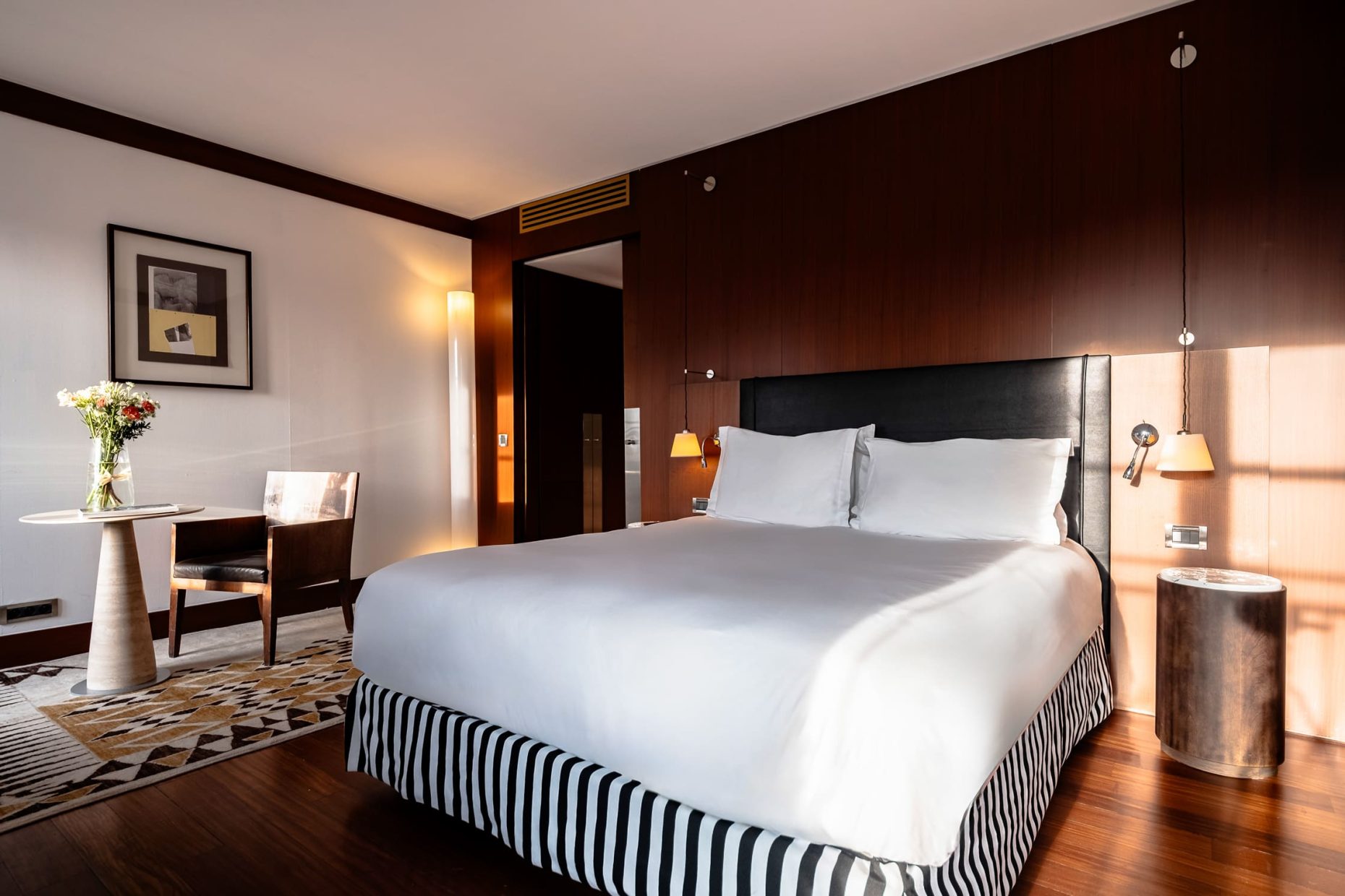 Luxury Hotel Paris 8 ⸱ Prestige Room - Balcony – Arc de Triomphe ...